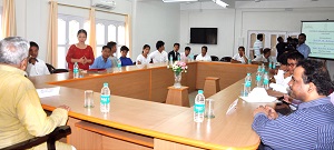 The Governor of Arunachal Pradesh Shri P.B. Acharya interacting with community leaders, members of NGOs and Businessmen of Tezu at Tezu on 6th August�2017.